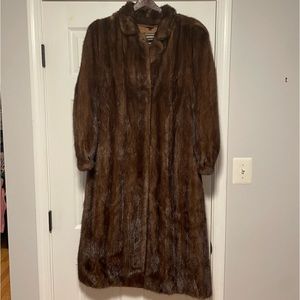 MOVING SALE! Reasonable offers! Saga Mink, Miller & Rhoads fur salon,size 14 EUC
